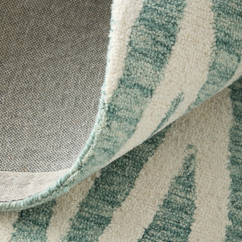 Wallace Modern Chevron, Blue/White
