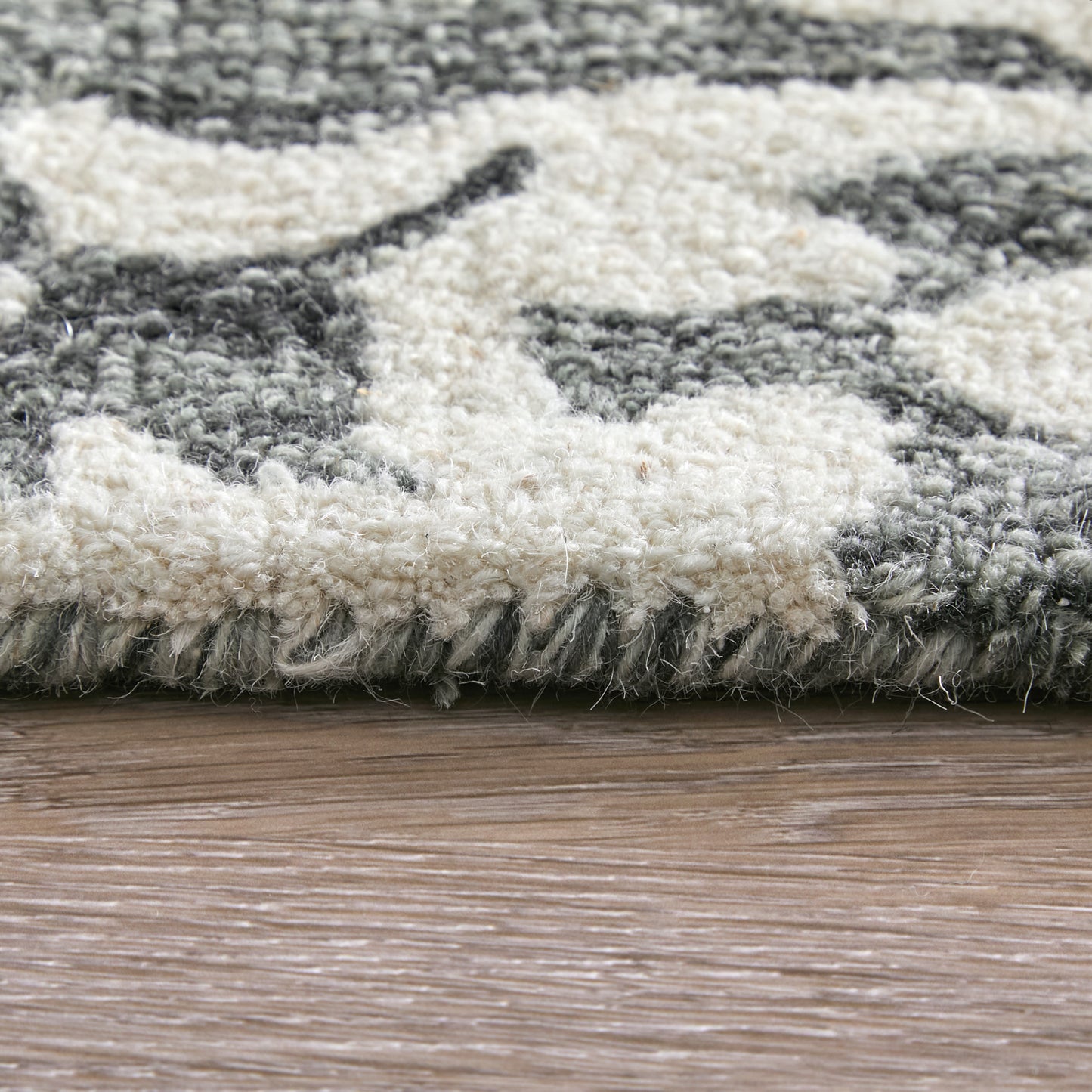 Belfort Traditional Floral & Botanical, Gray/Ivory/Black