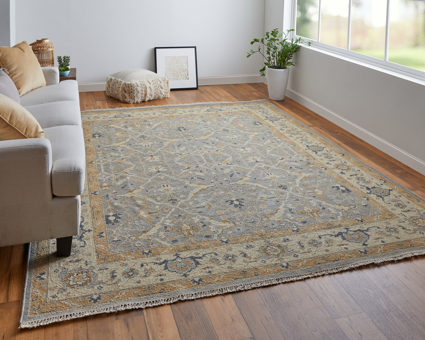 Corbitt Traditional Oriental, Gray/Gold