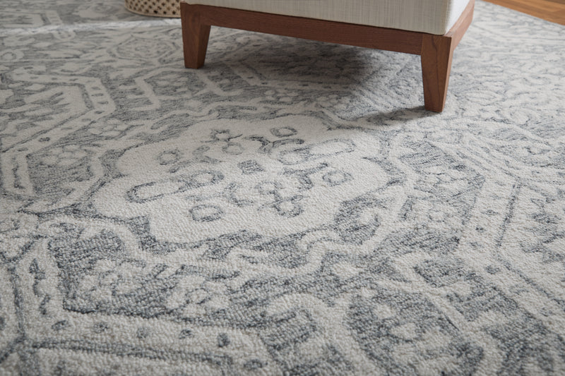 Belfort Traditional Geometric, Gray/White