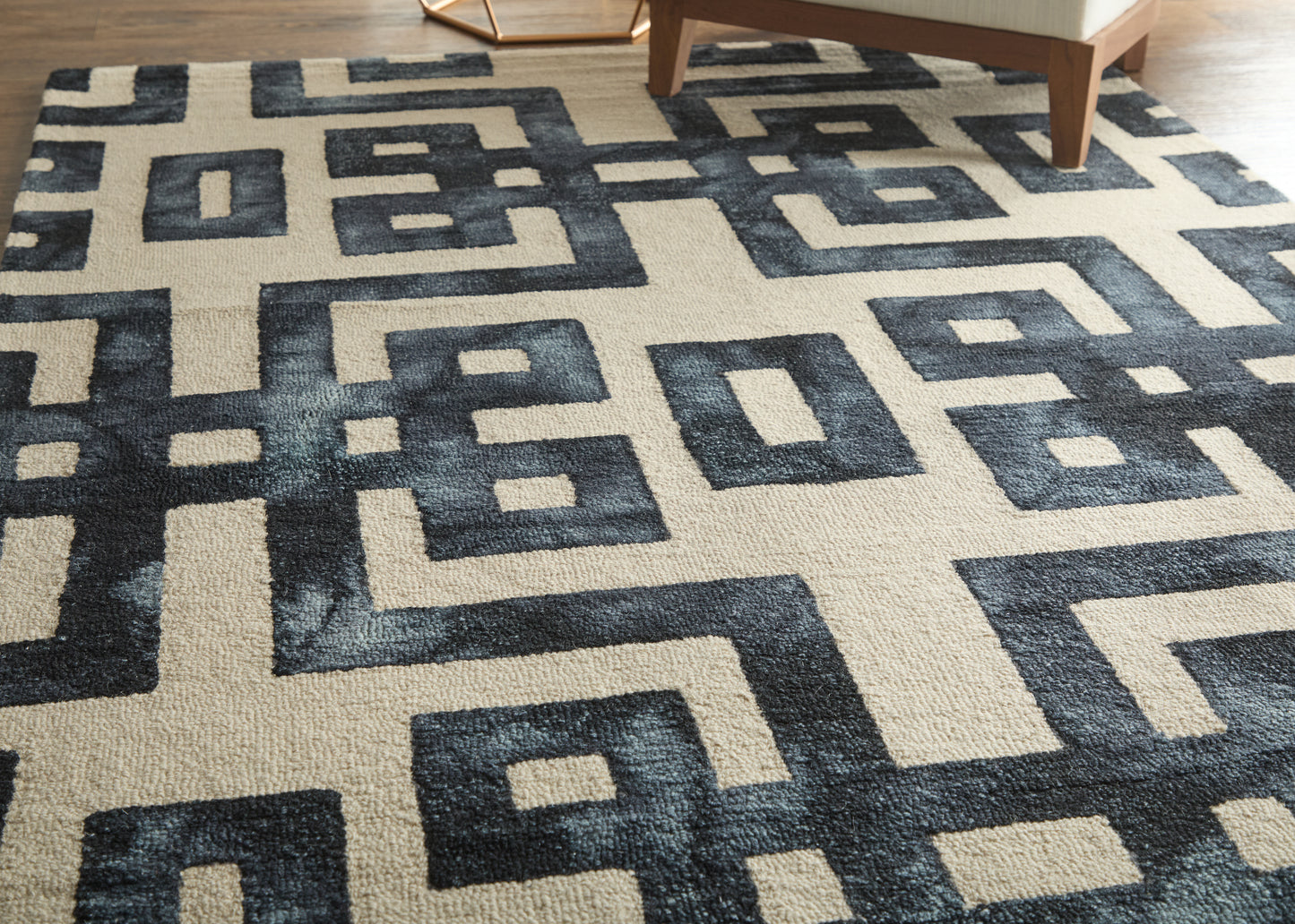 Lorrain Modern Geometric, Tan/Black