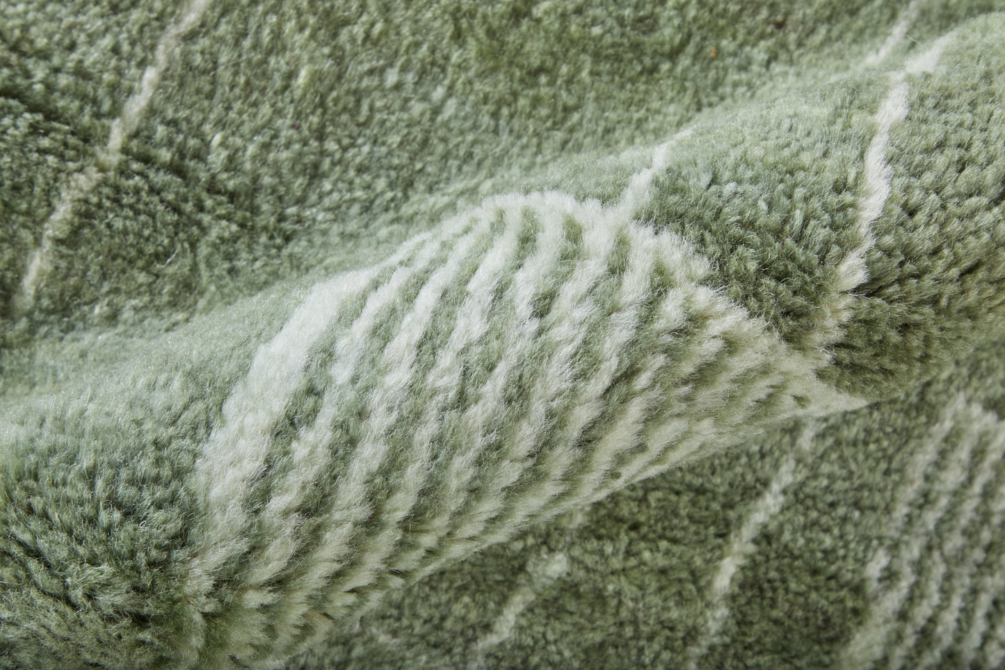 Agape Modern Abstract, Green/Ivory