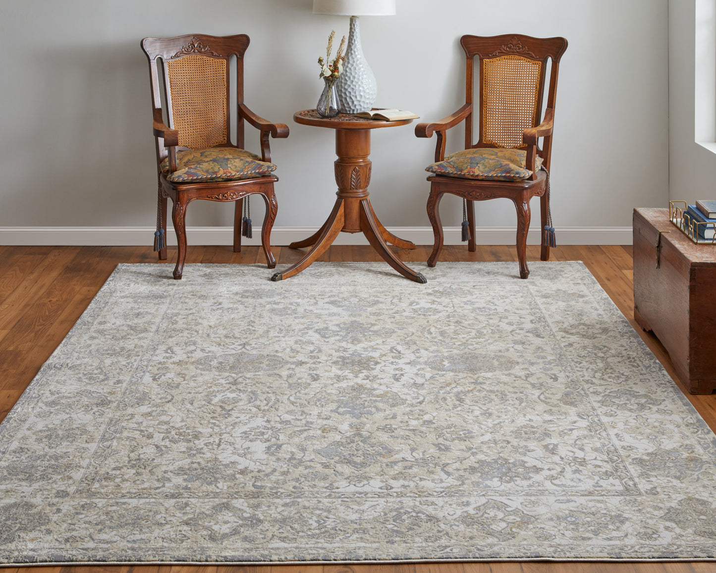 Celene Traditional Bordered, Ivory/Tan/Gray