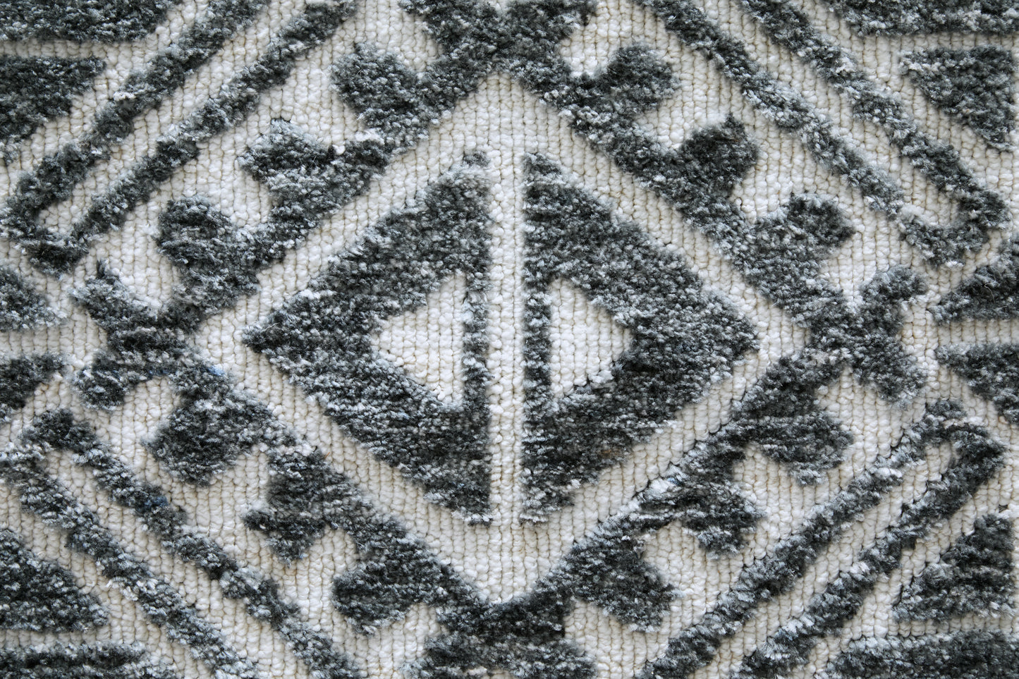Colton Modern Southwestern, Gray/Black/Ivory