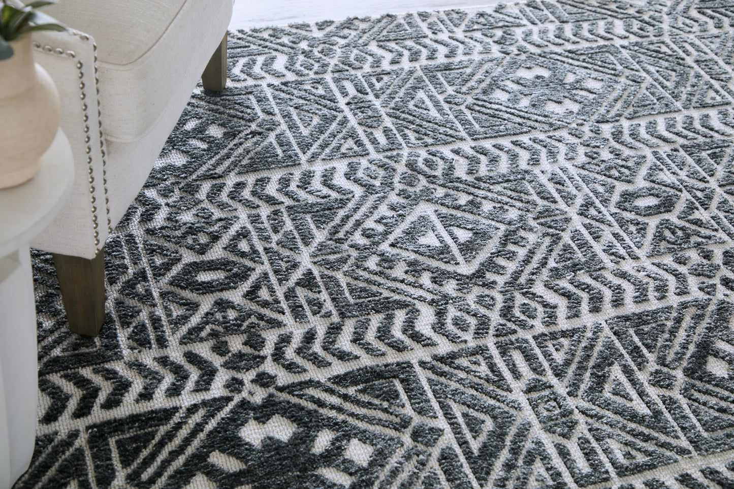 Colton Modern Southwestern, Gray/Black/Ivory
