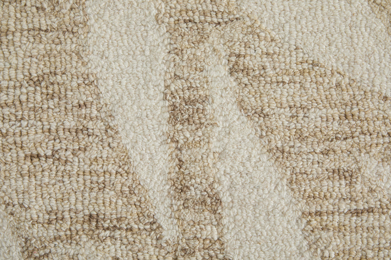 Wallace Modern Floral & Botanical, Tan/Ivory