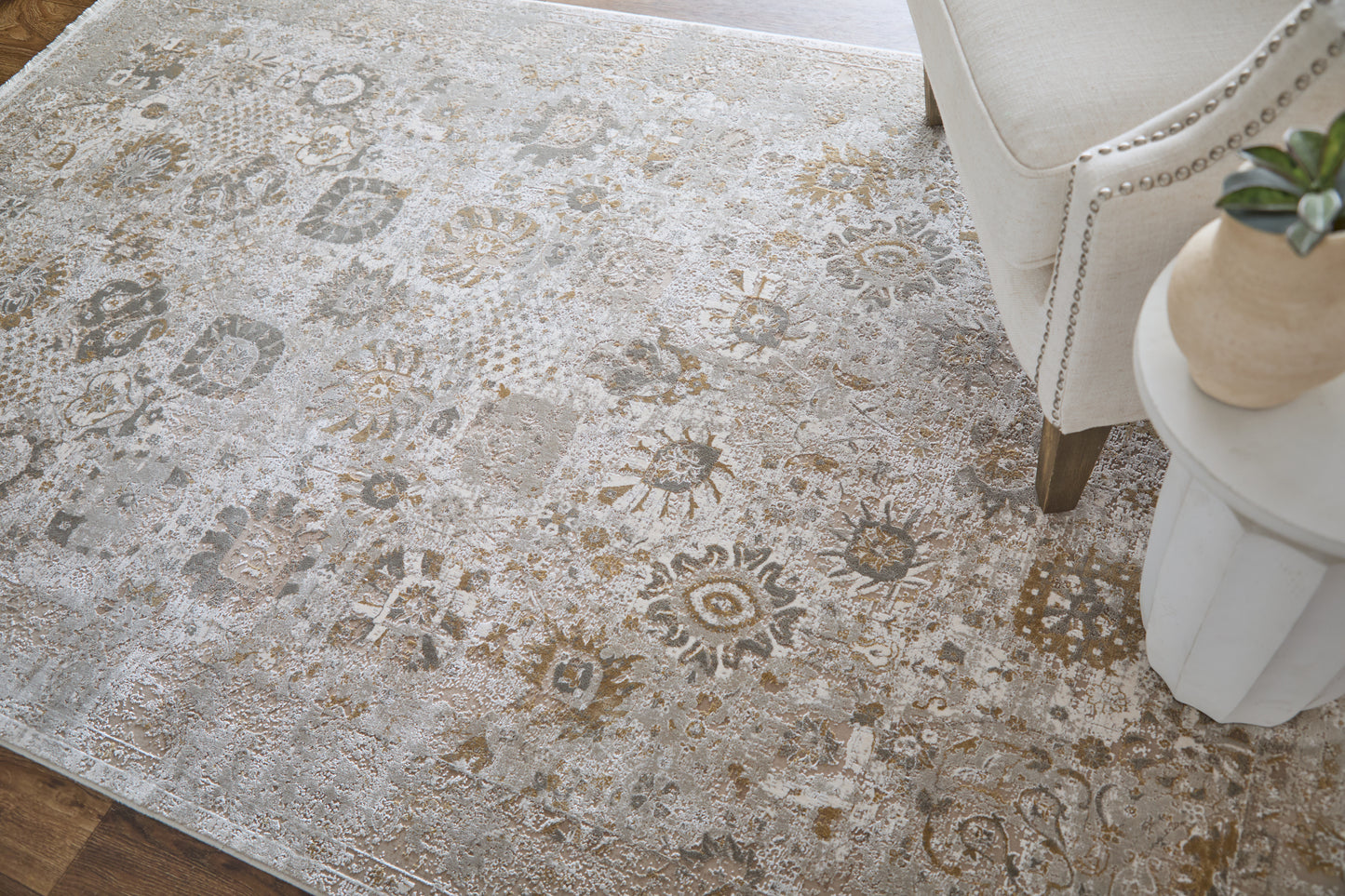 Cadiz Traditional Floral & Botanical, Ivory/Gray/Gold