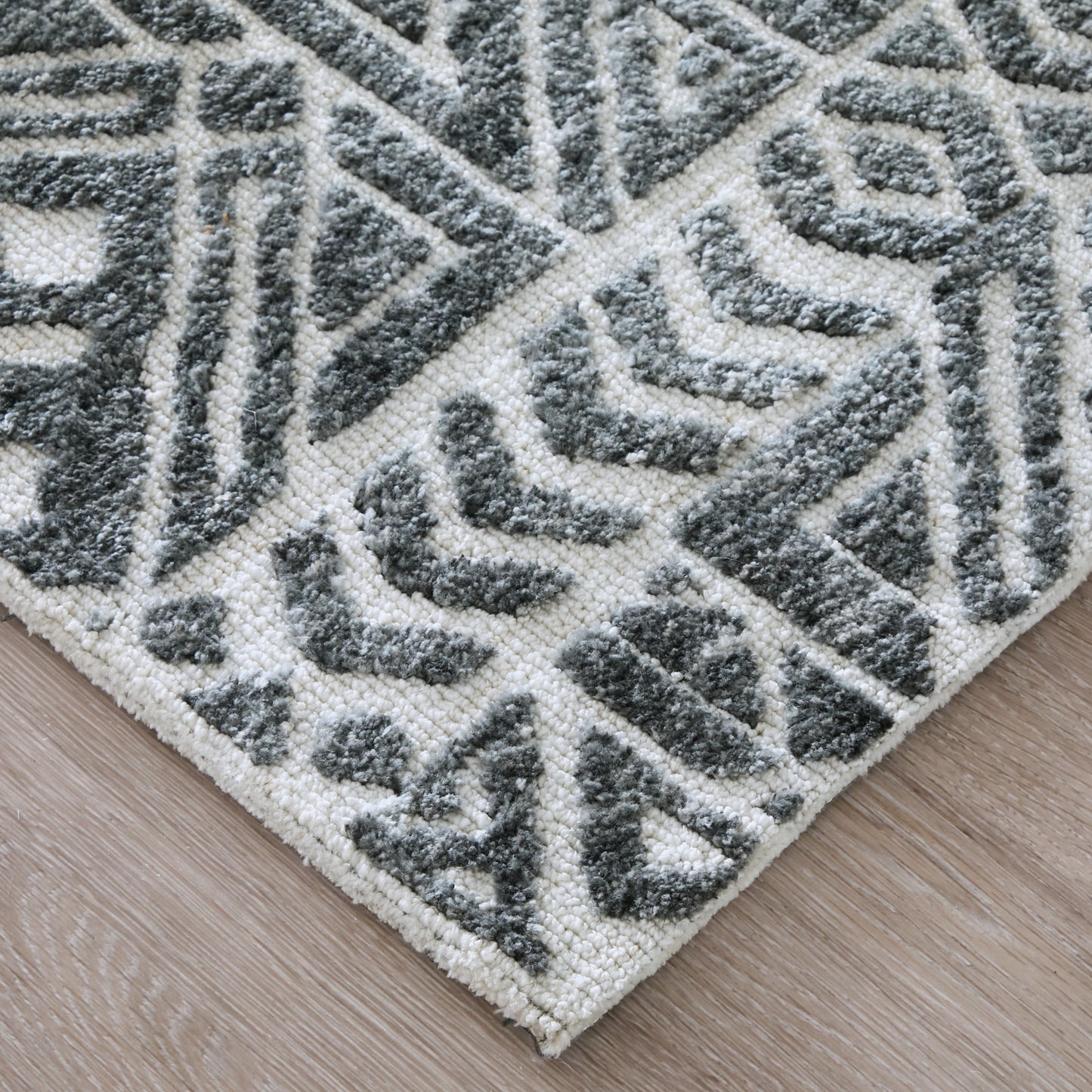 Colton Modern Southwestern, Gray/Black/Ivory