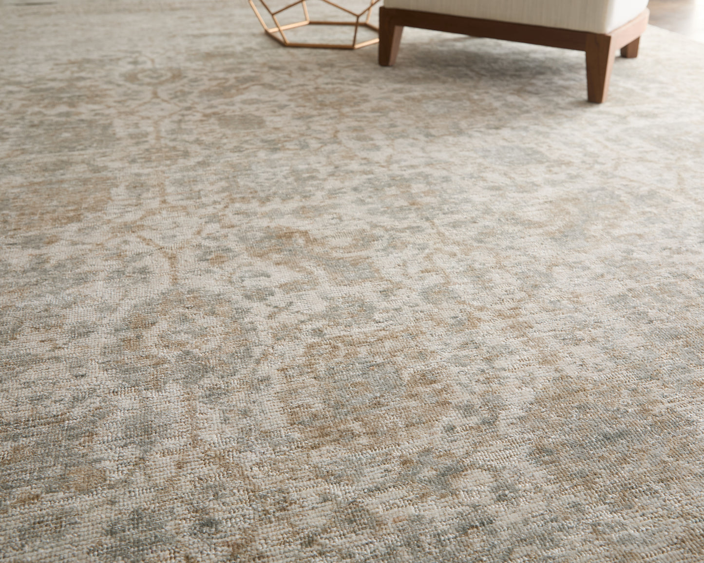 Loralai Traditional Oriental, Ivory/Tan/Green