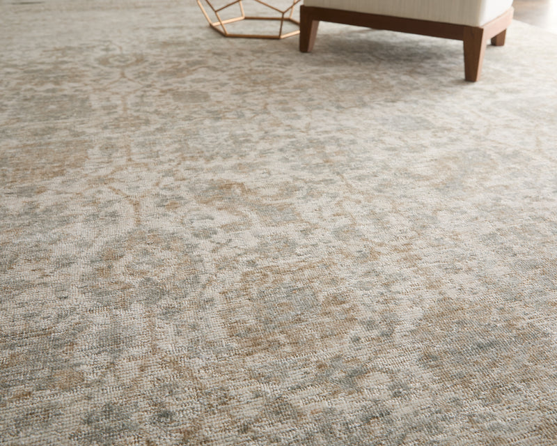 Loralai Traditional Oriental, Ivory/Tan/Green
