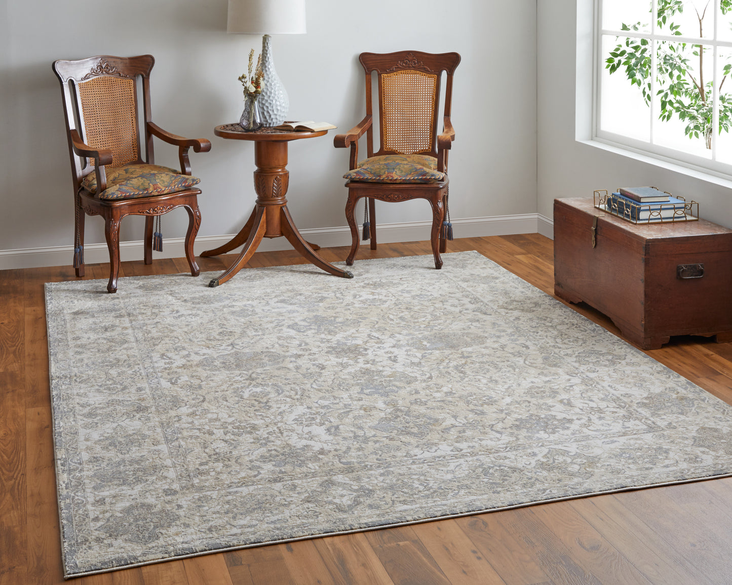 Celene Traditional Bordered, Ivory/Tan/Gray