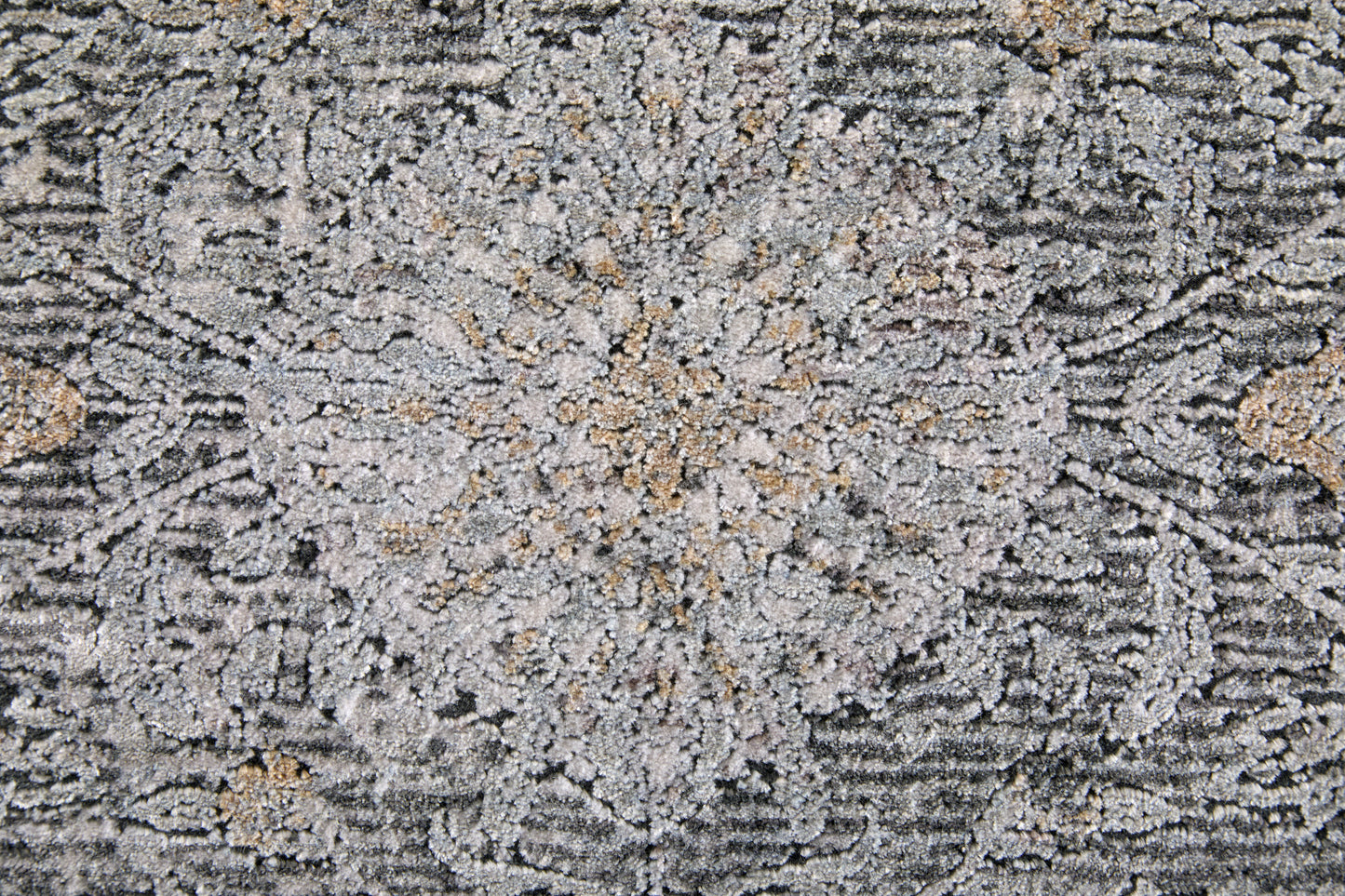 Sarrant Transitional Damask, Gray/Silver/Tan