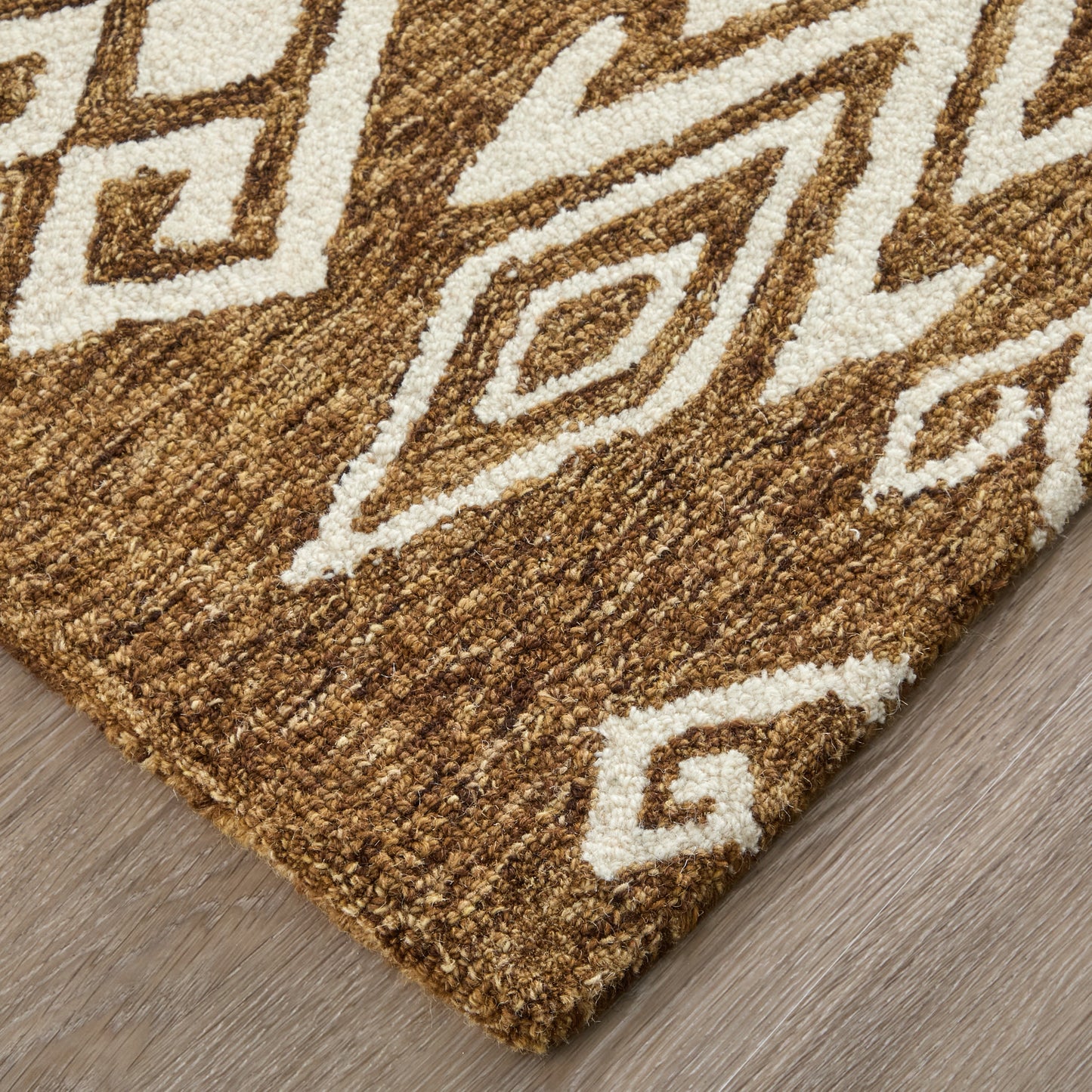 Wallace Transitional Medallion, Brown/White
