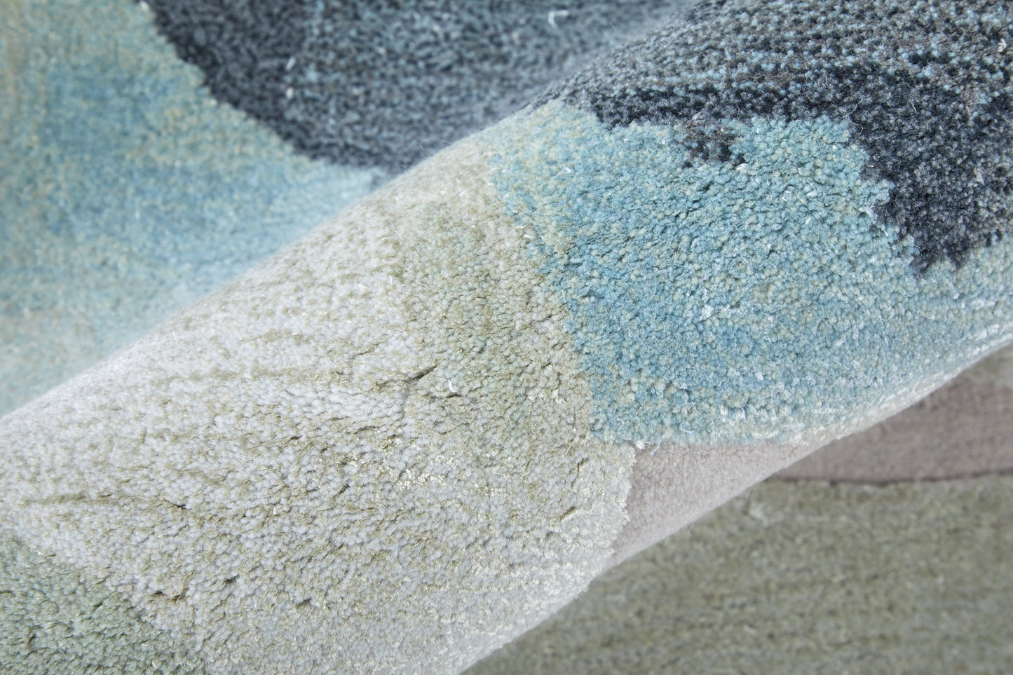 Kawai Modern Abstract, Green/Blue/Ivory