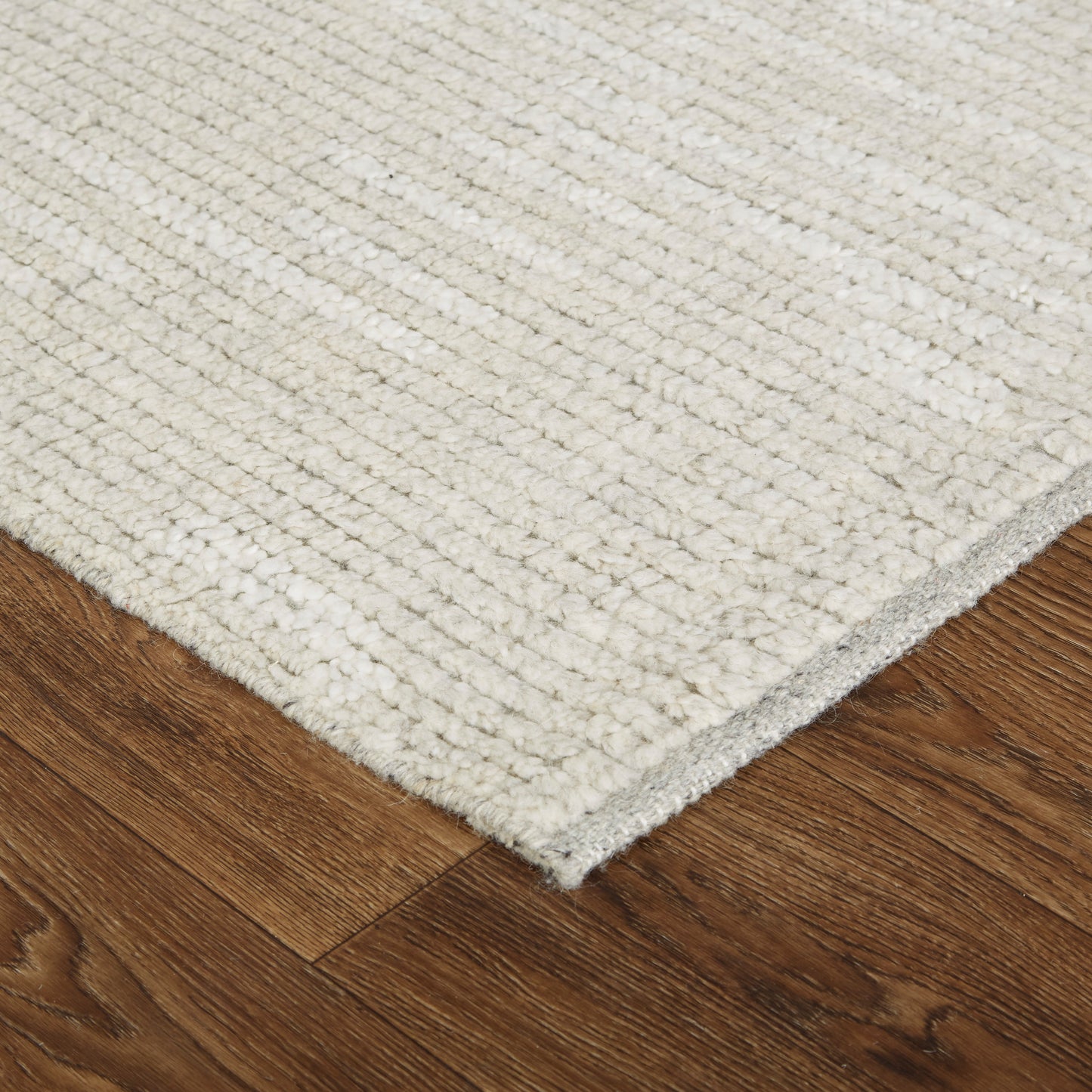 Alford Modern Solid, Ivory/Tan