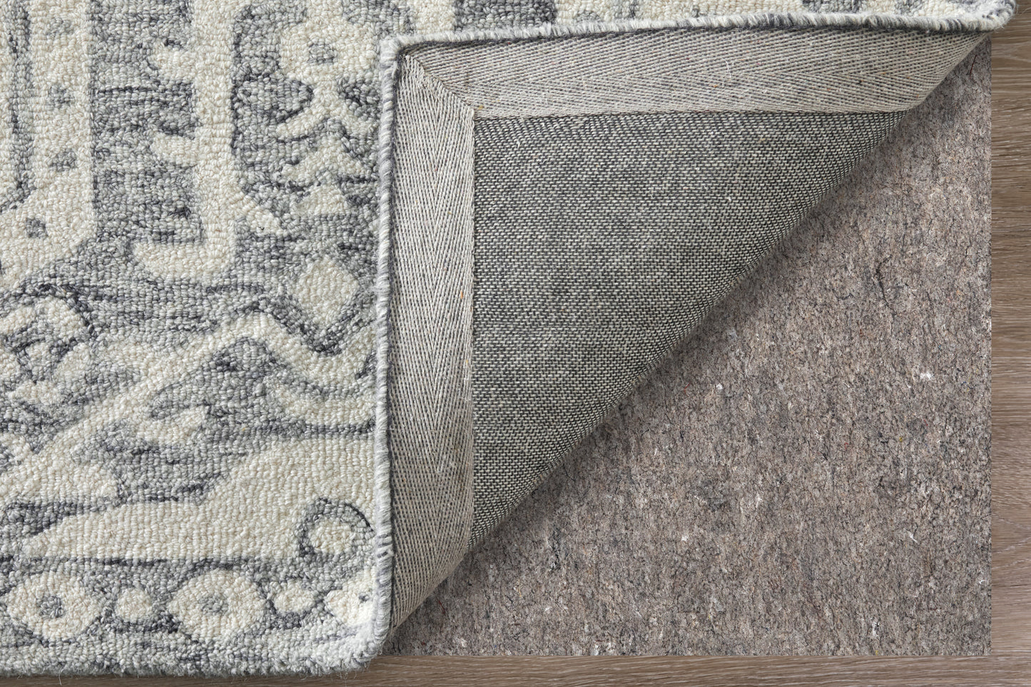 Belfort Traditional Geometric, Gray/White