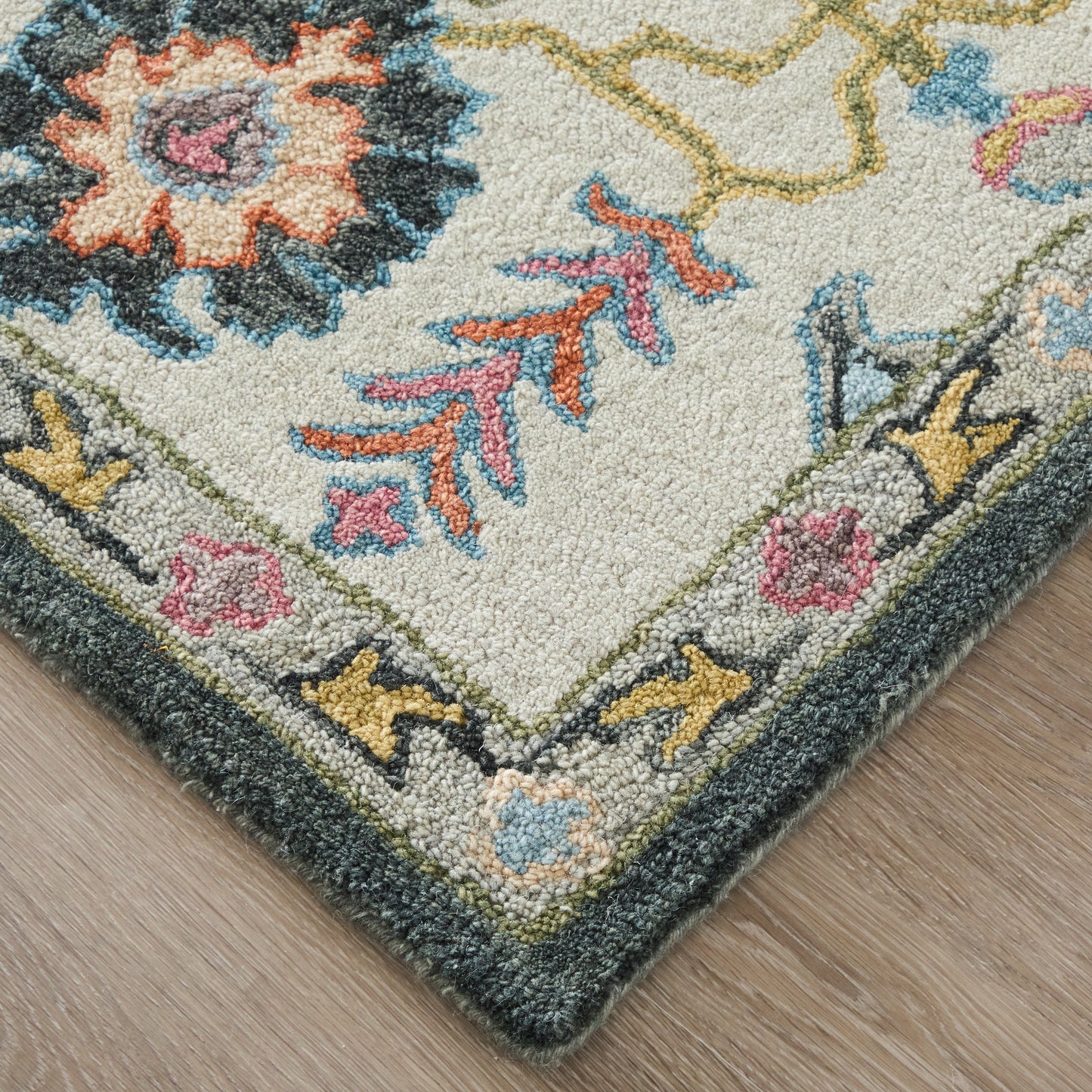 Springfield Traditional Floral & Botanical, Gray/Ivory/Blue