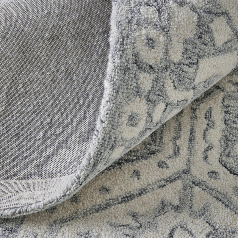 Belfort Traditional Geometric, Gray/White