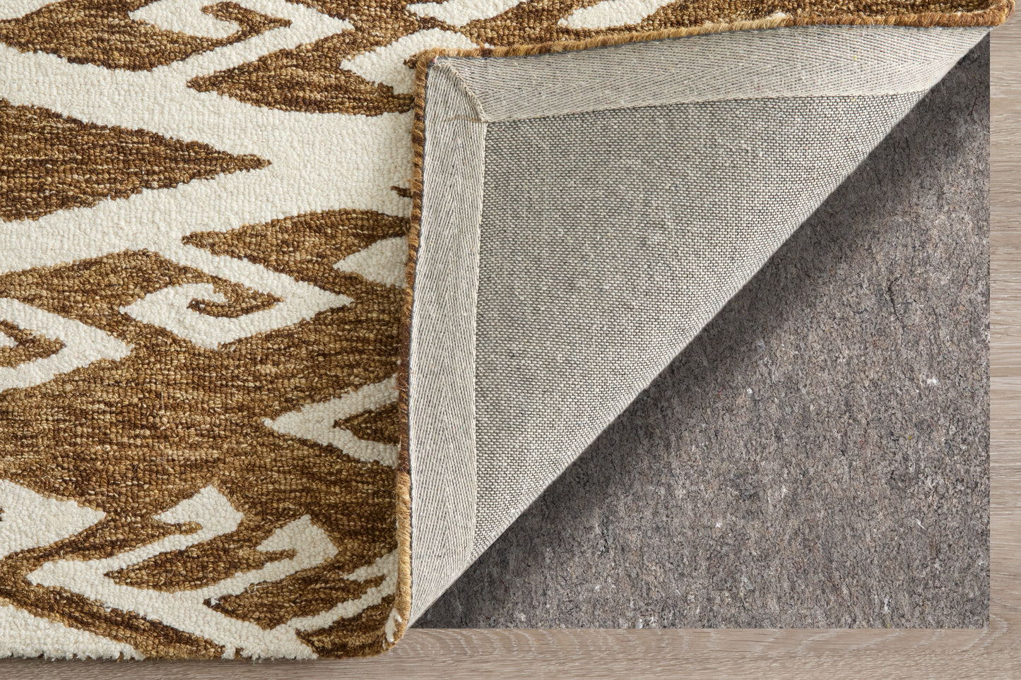Wallace Transitional Medallion, Brown/White