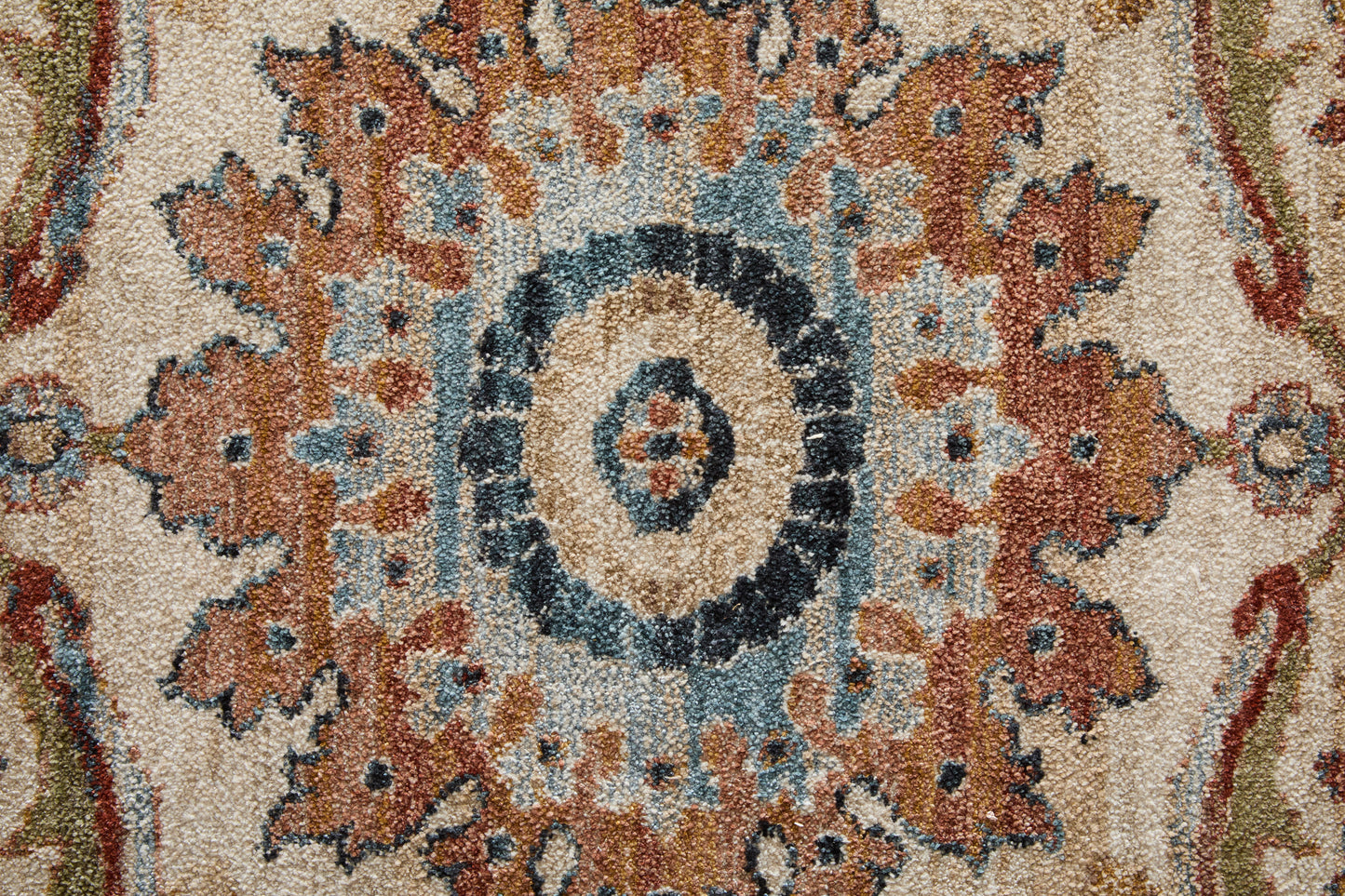 Pearson Traditional Medallion, Ivory/Red/Blue