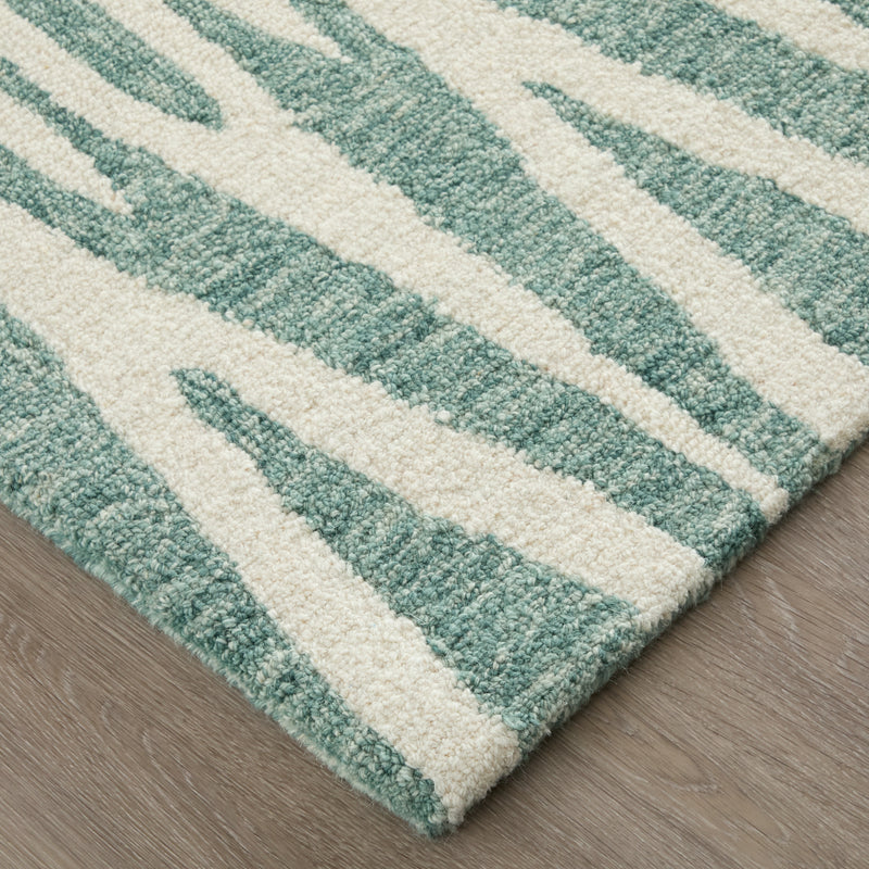 Wallace Modern Chevron, Blue/White