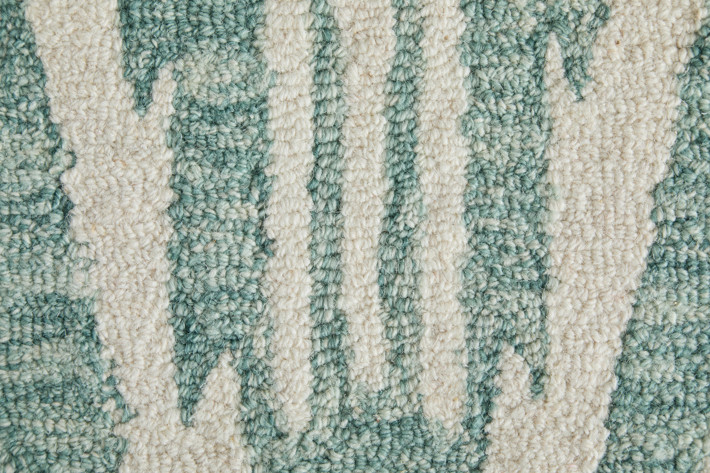 Wallace Modern Chevron, Blue/White