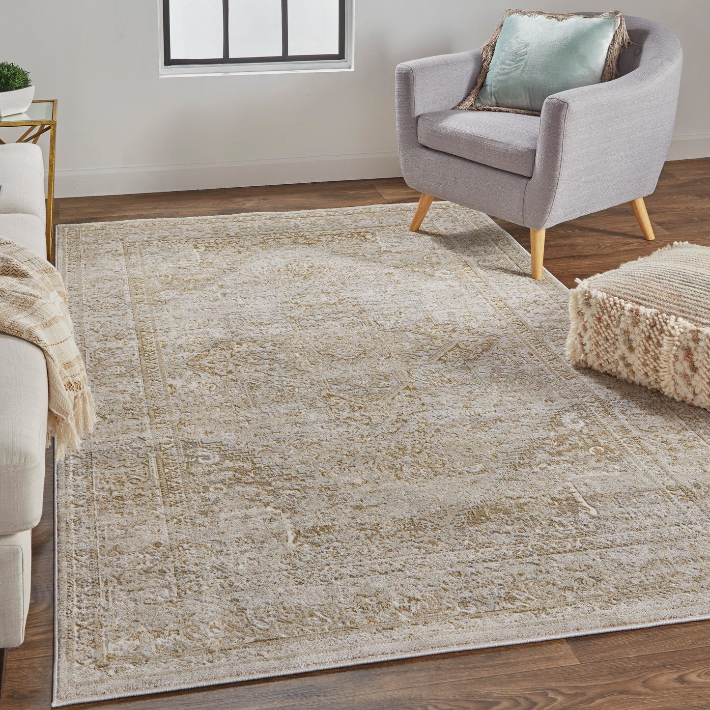 Aura Modern Oriental, Ivory/Gold
