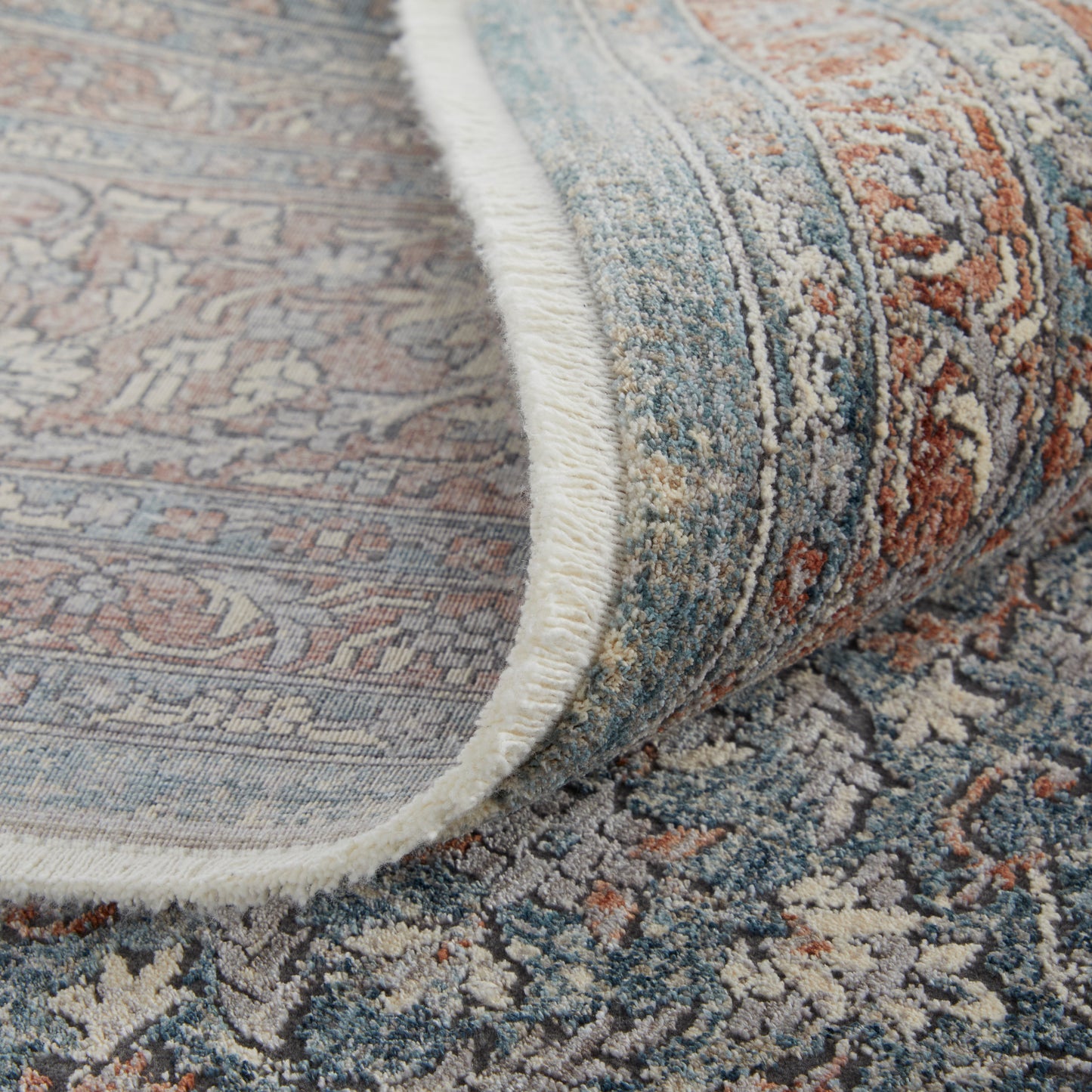Marquette Transitional Oriental, Blue/Red