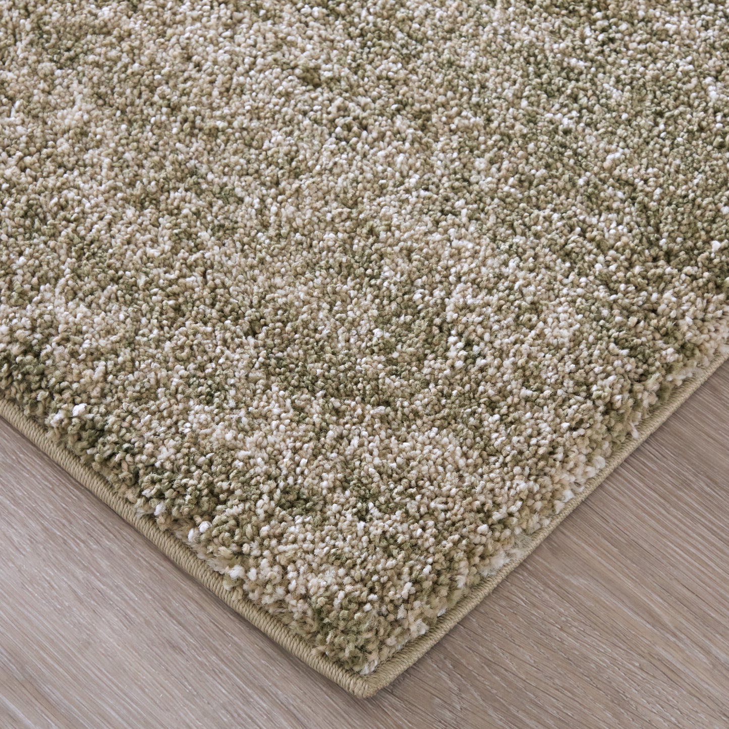 Jameson Modern Distressed, Green/Ivory