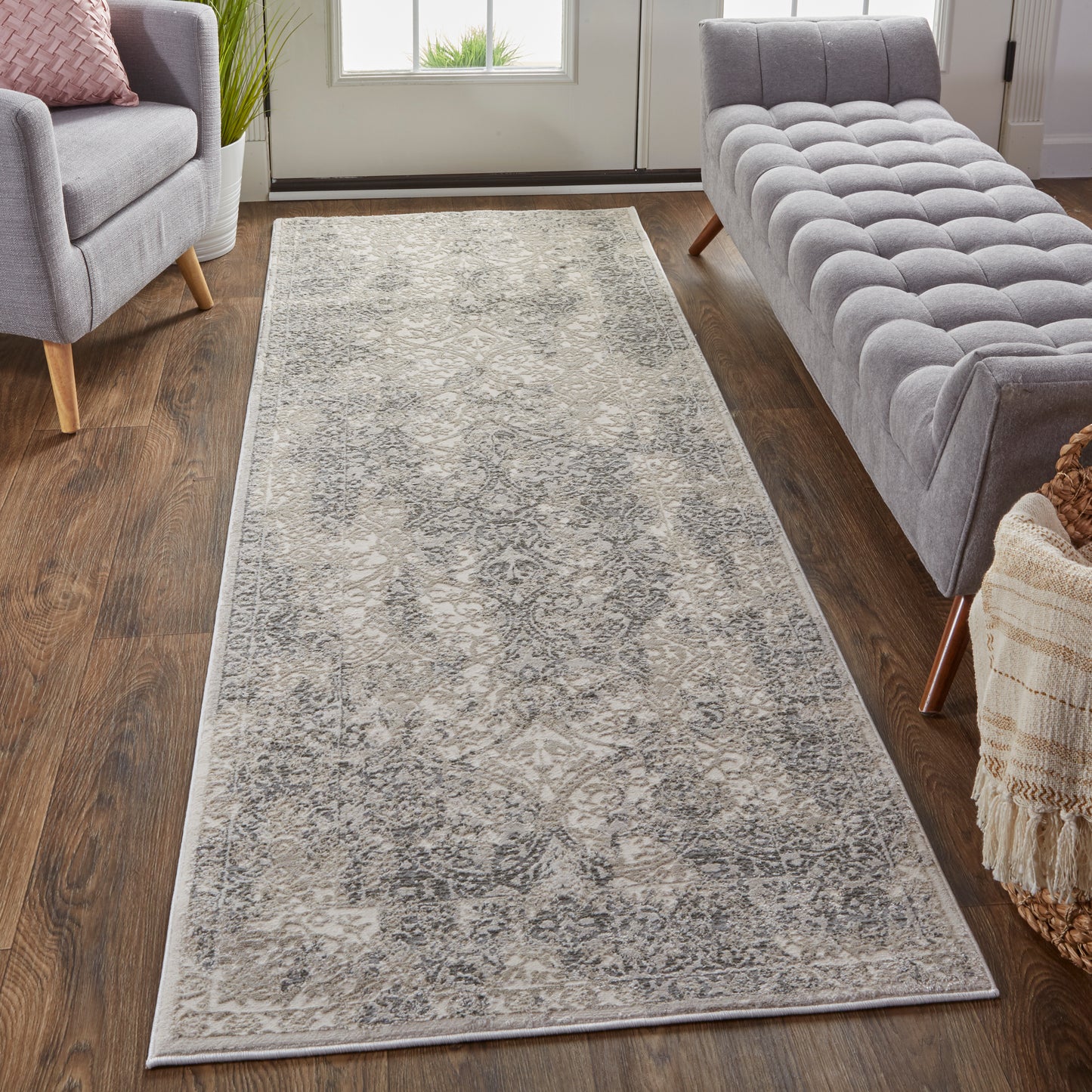 Prasad Modern Distressed, Ivory/Gray/Black