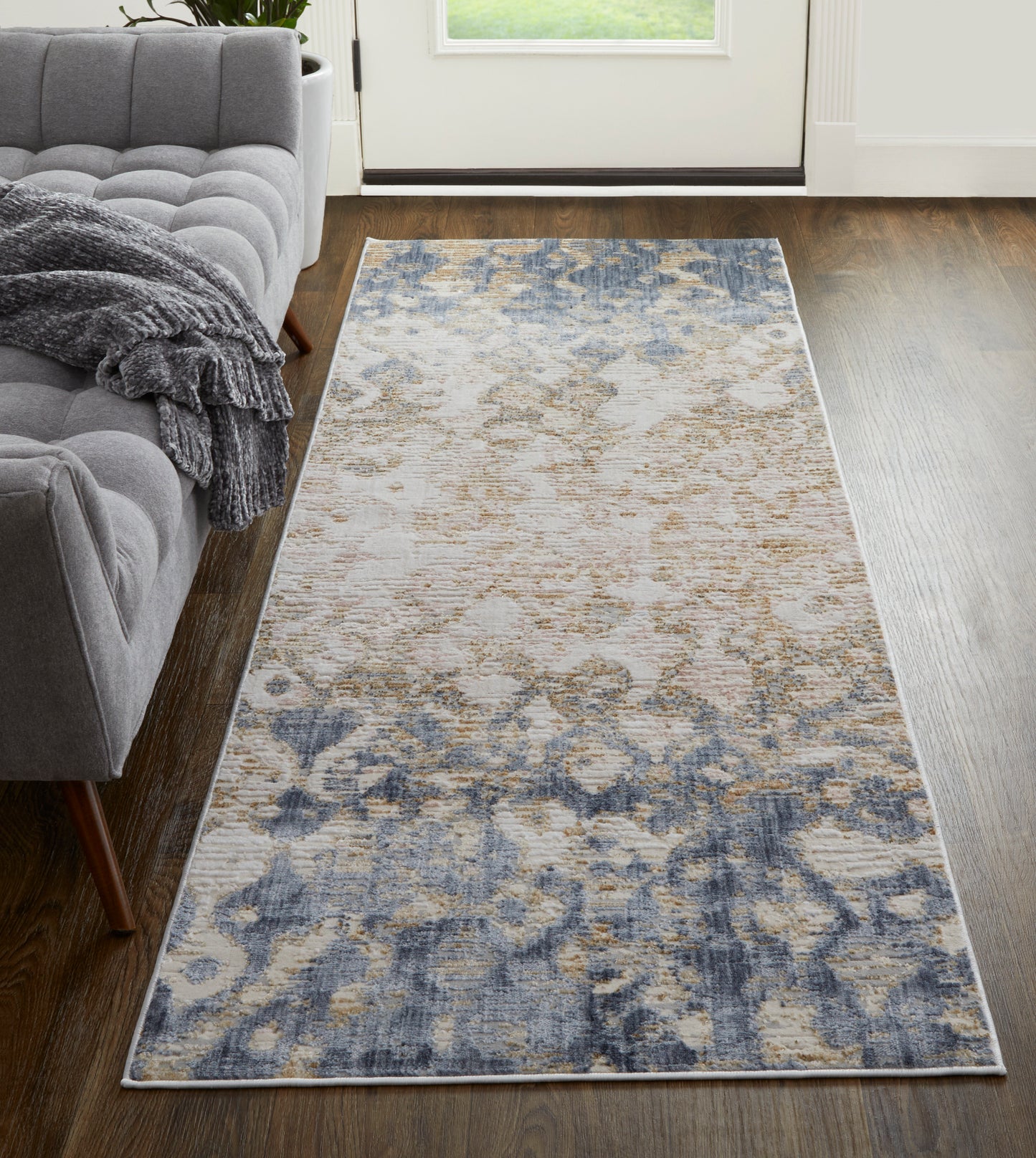 Laina Transitional Gradient & Ombre, Tan/Ivory/Blue