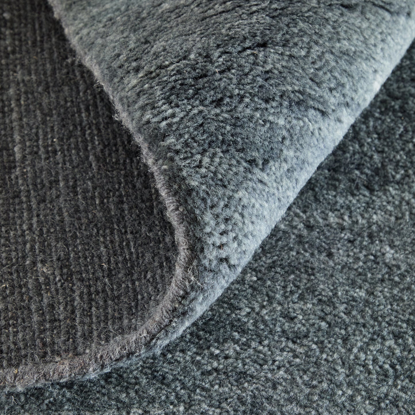 Agape Modern Abstract, Gray/Ivory