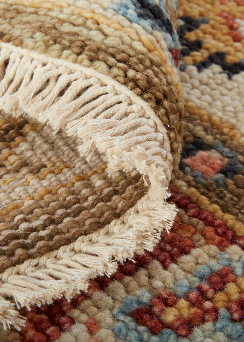 Carrington Traditional Oriental, Ivory/Red/Blue