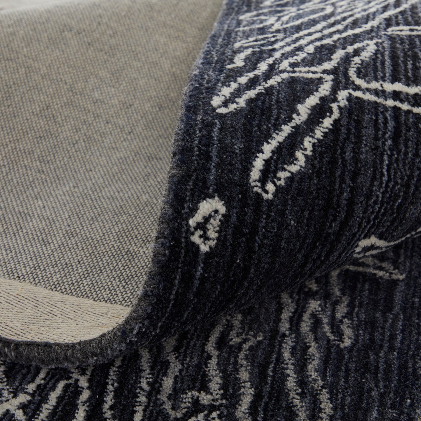 Whitton Modern Abstract, Black/Gray/Ivory