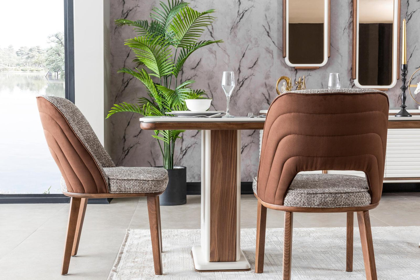 Bentley Moonstone Dining Room Set