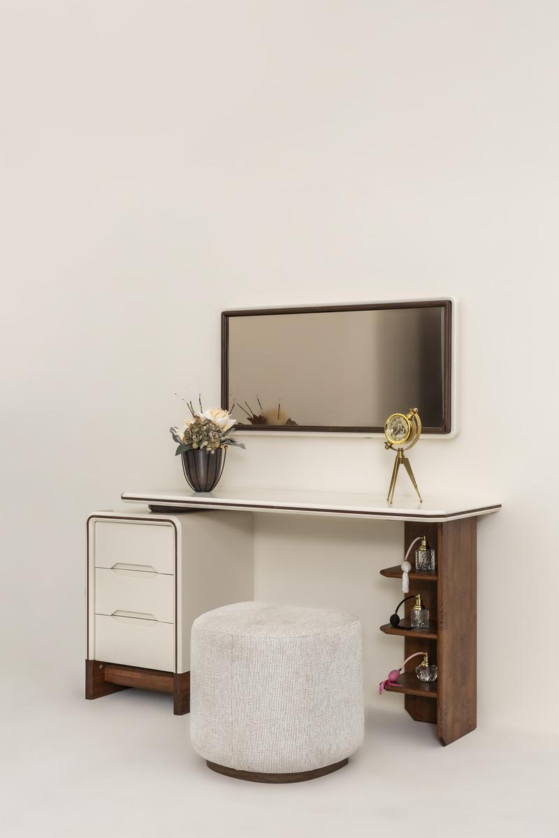 Cadillac Bedroom Set