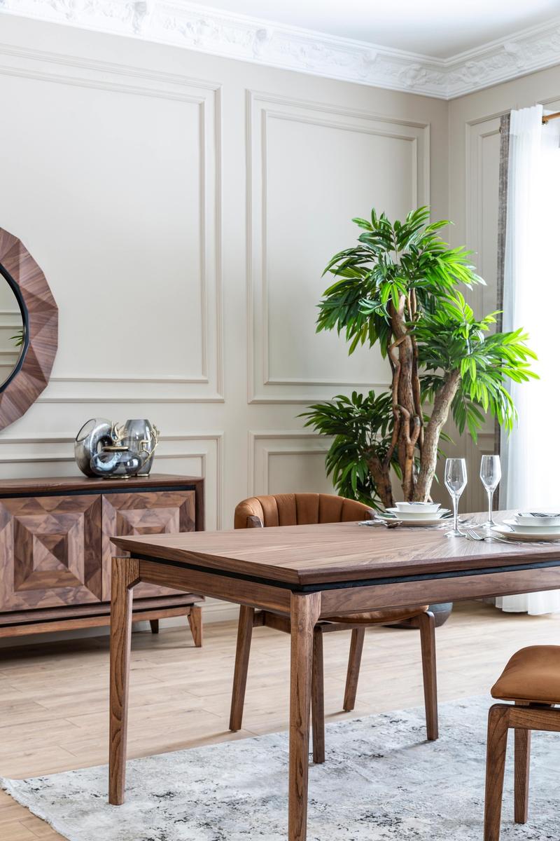 Maserati Dining Room Set