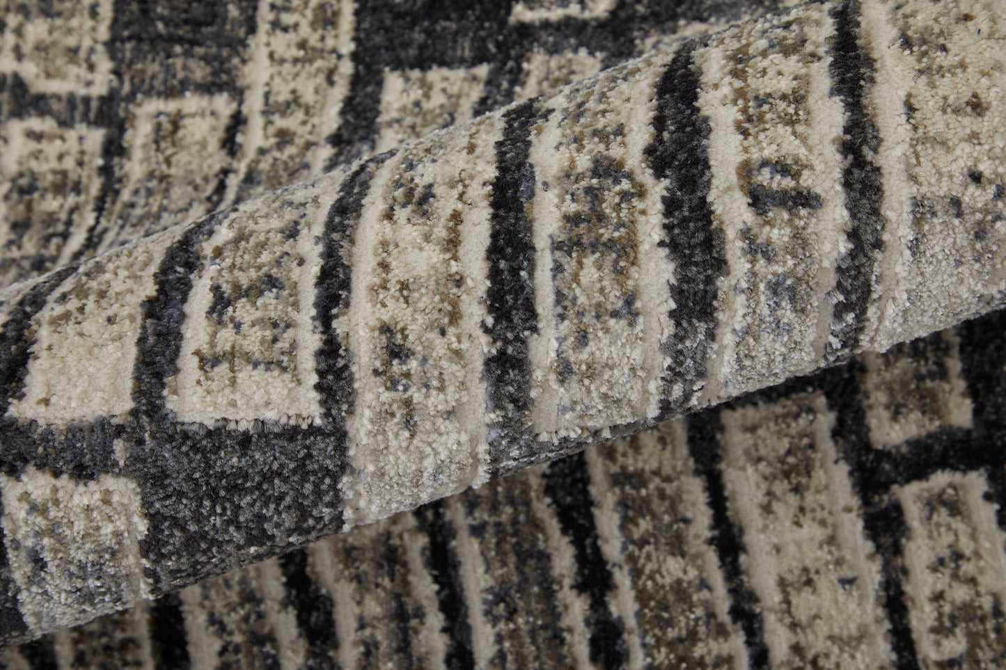Kano Transitional Geometric, Gray/Black/Ivory