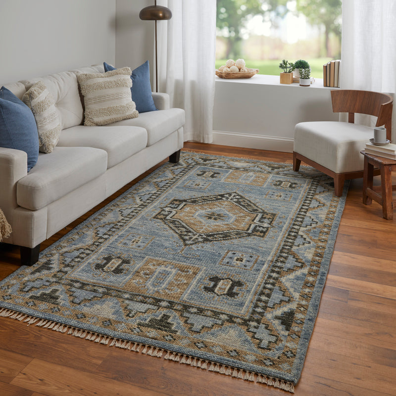 Fillmore Traditional Medallion, Blue/Green
