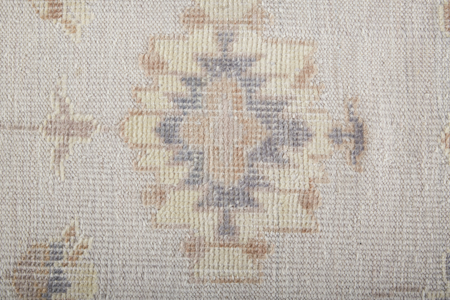 Wendover Transitional Oriental, Ivory/Orange