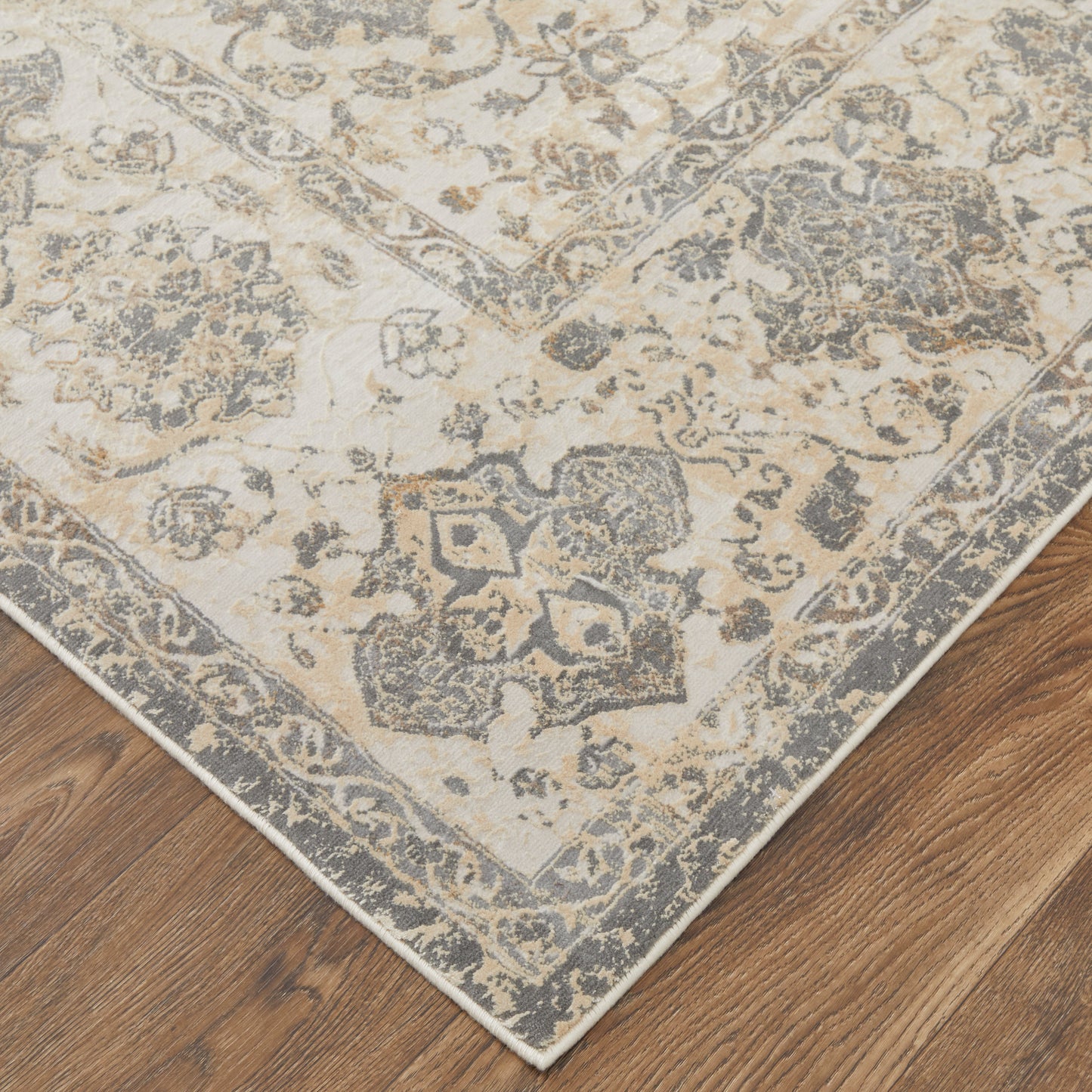 Celene Traditional Bordered, Ivory/Tan/Gray