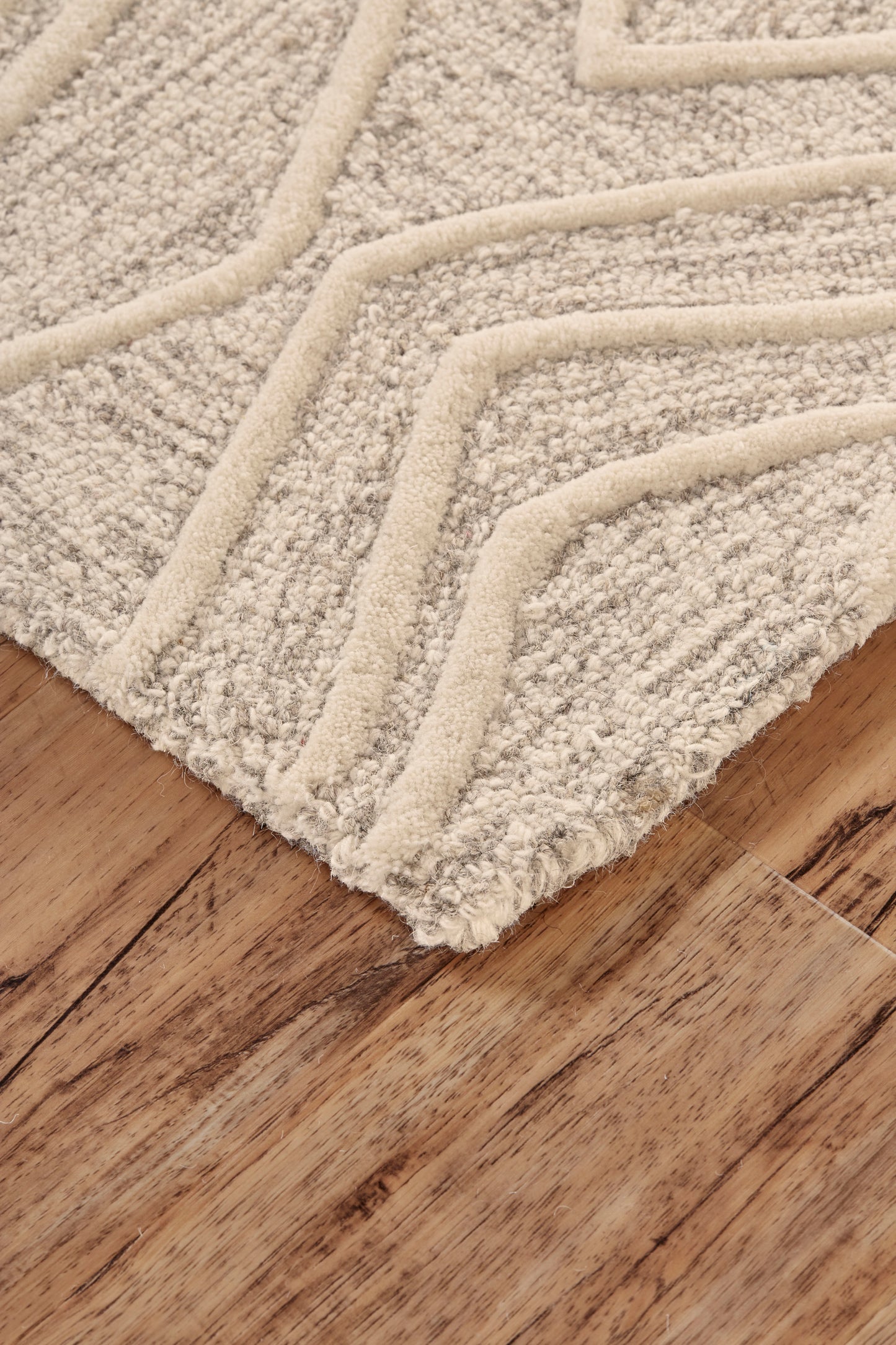 Enzo Transitional Diamond, Tan/Ivory