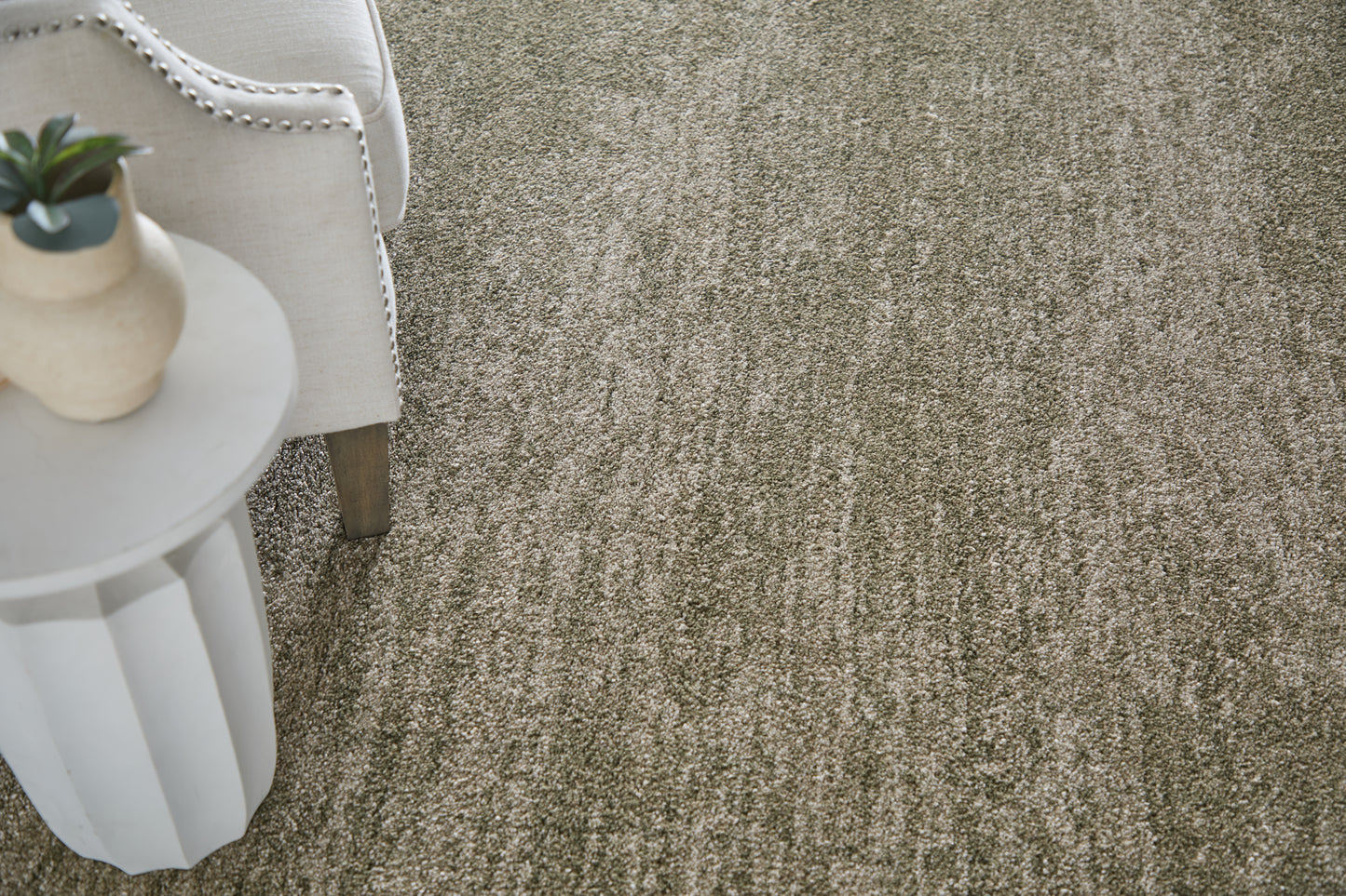 Jameson Modern Distressed, Green/Ivory