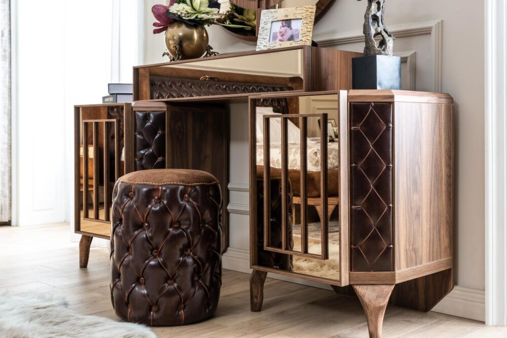 Lotus - Bedroom Set - Image 3